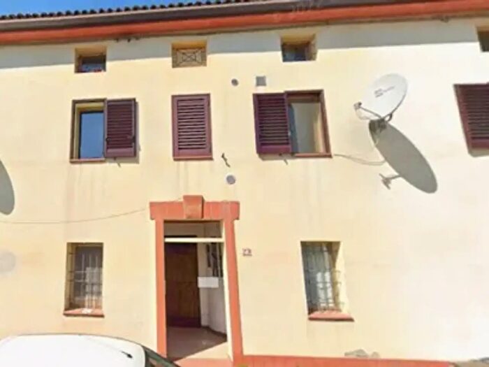 Appartamento bilocale in vendita in Via Portovenere, Conselice