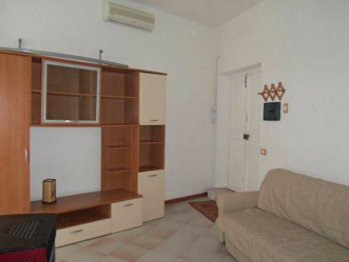 Appartamento trilocale in affitto in Via Cairoli, Sacrario Piazza della Rocca, Viterbo