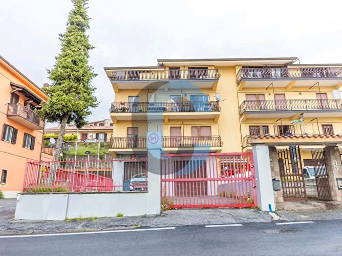 Appartamento con 5 locali in vendita in Via San Sebastiano, Rocca Priora