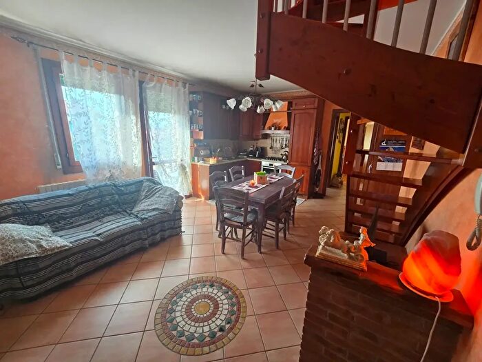 Appartamento quadrilocale in vendita in Stra, Stra