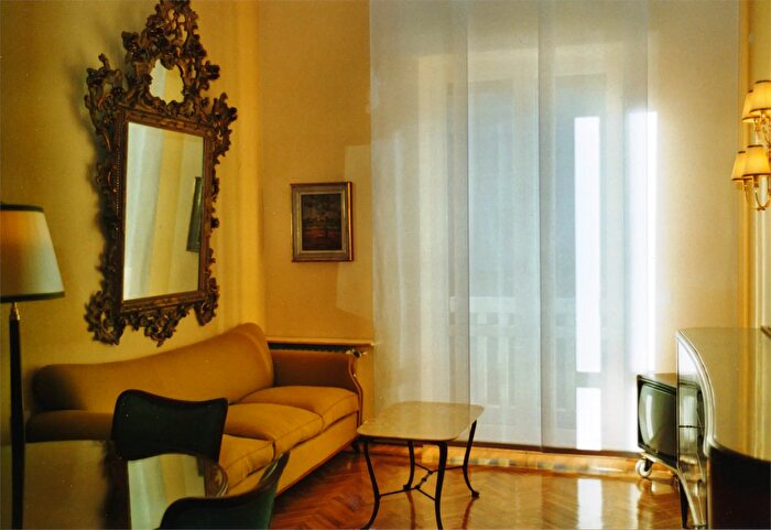 Appartamento trilocale in affitto in Milano De AmicisVetra Via Conca del Naviglio, Milano