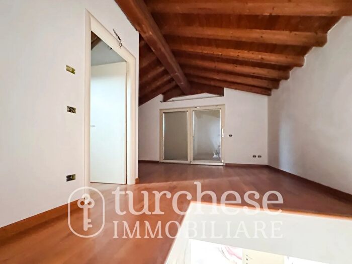 Appartamento bilocale in vendita in Via Verdi, Covo