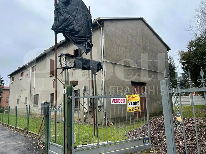 Appartamento con 7 locali in vendita in Lugo