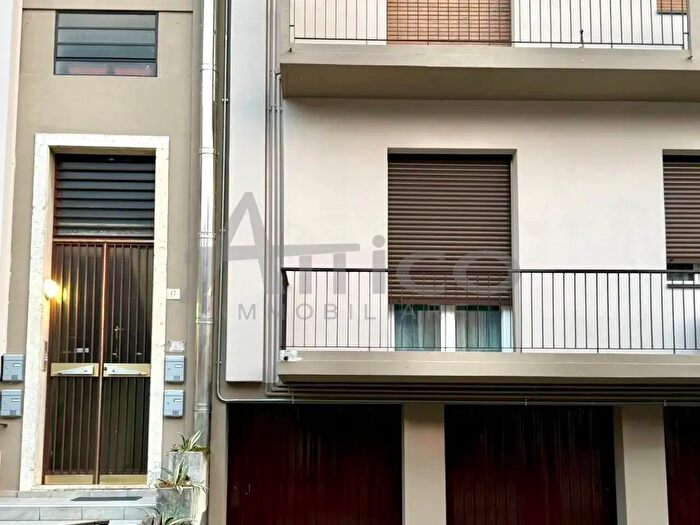 Appartamento quadrilocale in vendita in Via Mure San Giuseppe, Rovigo