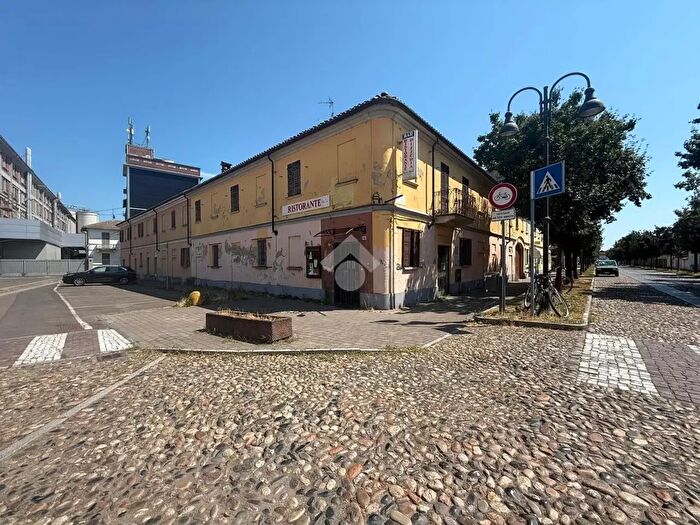Appartamento quadrilocale in vendita in Corso Amedeo d'Aosta, Robbio