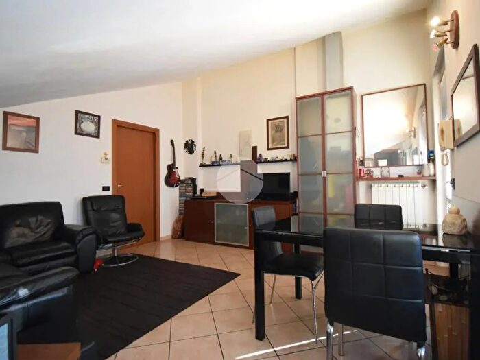 Appartamento bilocale in vendita in Via Alcide De Gasperi, Agrate Brianza