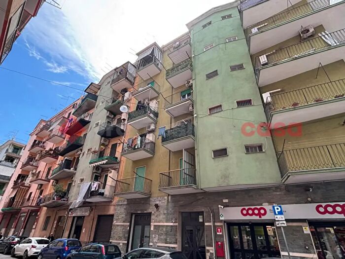 Appartamento bilocale in vendita in Via Generale Messina, Taranto