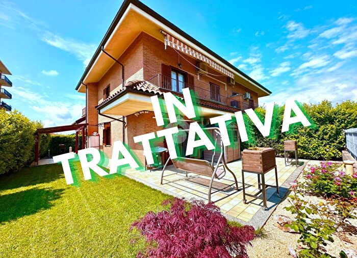 Appartamento quadrilocale in vendita in Via Fiano, Robassomero