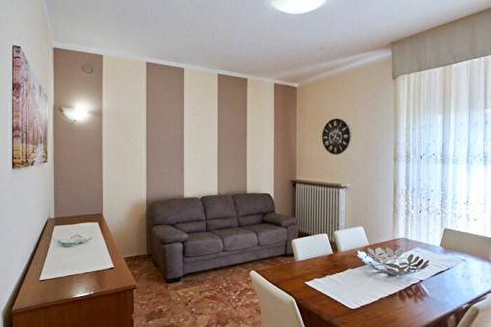 Appartamento trilocale in affitto in Via Rio Brasa, Rivoltella, Desenzano del Garda