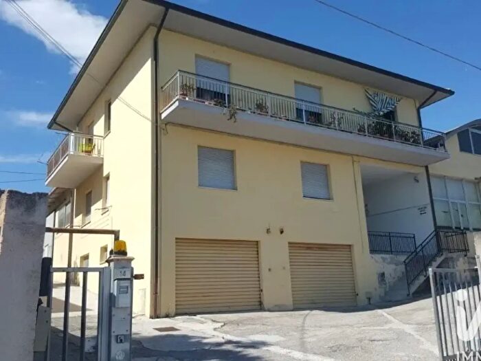 Appartamento trilocale in vendita in Via Martiri di Via Fani, Potenza Picena