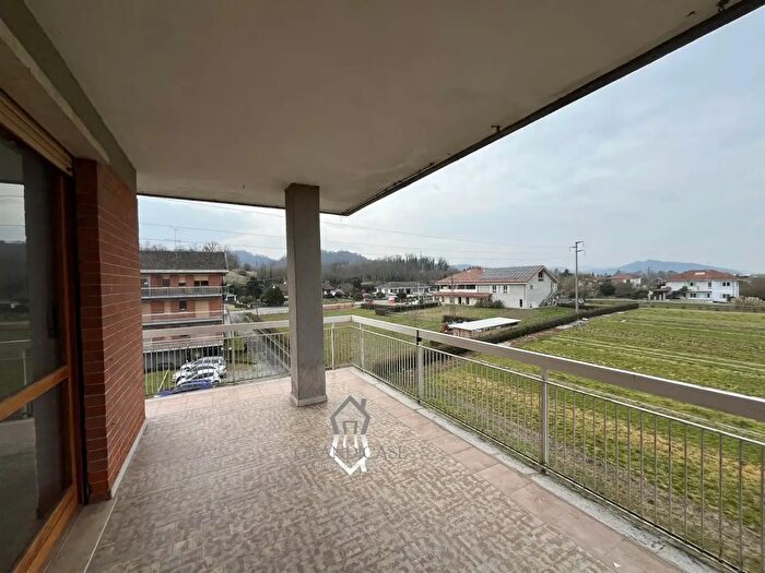 Appartamento con 5 locali in vendita in Corso Italia, Monteu Da Po