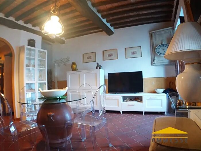 Casa con 5 locali in vendita in Capannori