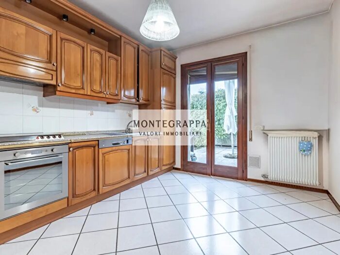 Casa con 5 locali in vendita in Via Aldo Moro, Riese Pio X