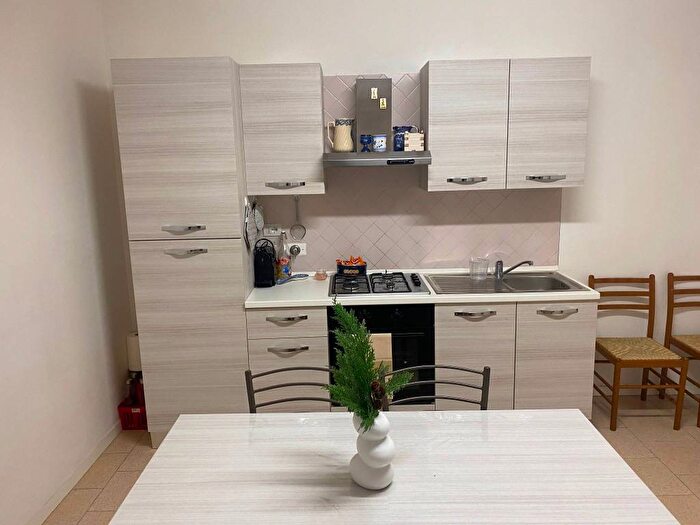 Appartamento quadrilocale in affitto in Piazza Giuseppe Mazzini, Bastia, Bastia Umbra