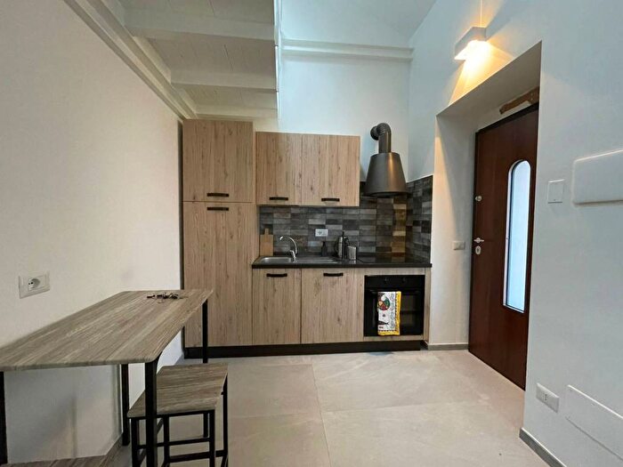 Appartamento monolocale in affitto in Via San Giacomo, Saronno