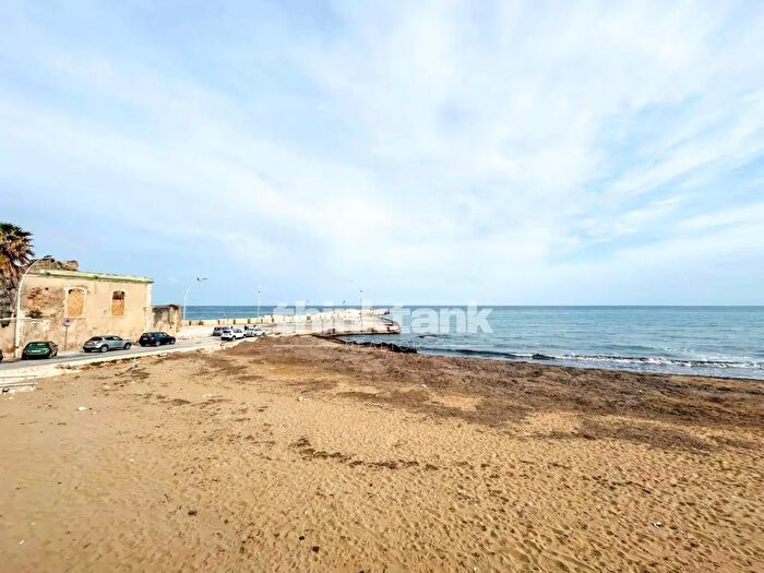 Casa trilocale in vendita in Corso Gaetano dAgata, Avola