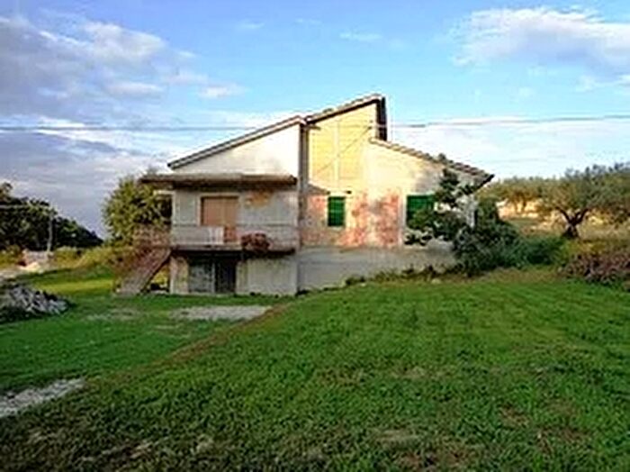 Casa in vendita in Contrada Cupa Manoppello Pe, Manoppello