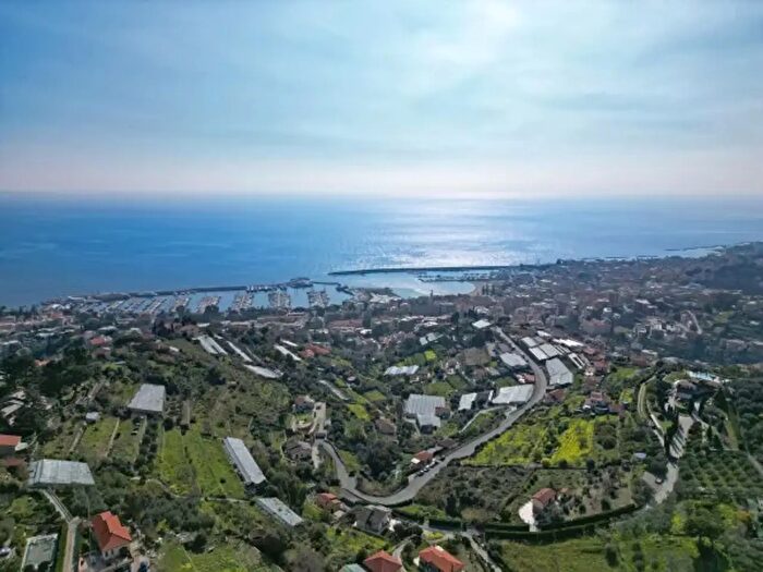 Casa con 6 locali in vendita in Strada Villetta, Sanremo