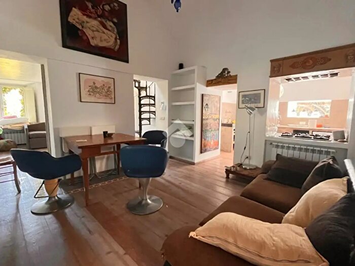 Appartamento trilocale in affitto in Via Barletta, Capena