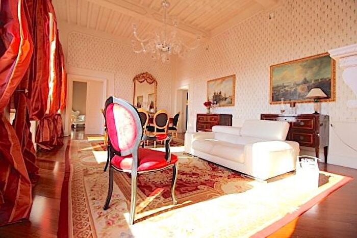 Appartamento quadrilocale in vendita in Piazza Giuseppe Mazzini, Pescia