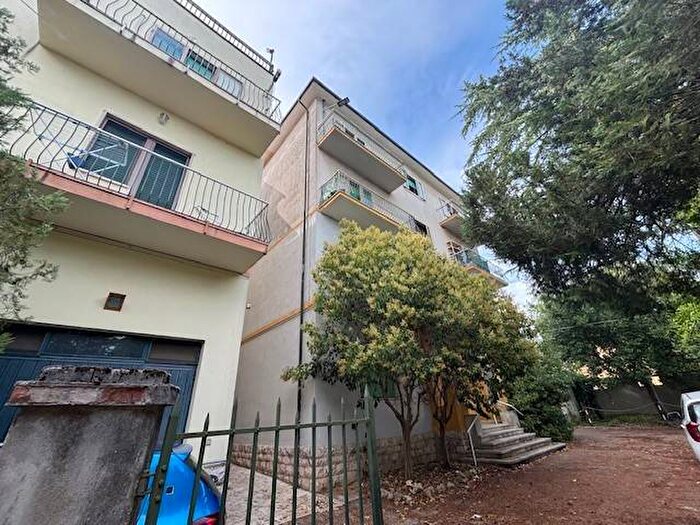 Appartamento con 5 locali in affitto in Via San Costanzo, Centro, Perugia