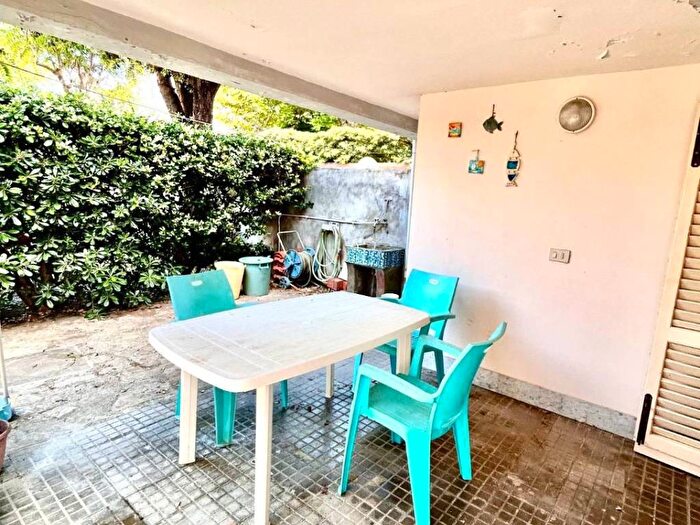 Appartamento trilocale in affitto in Via Girolamo Vecchiani, Marina di Pisa, Pisa