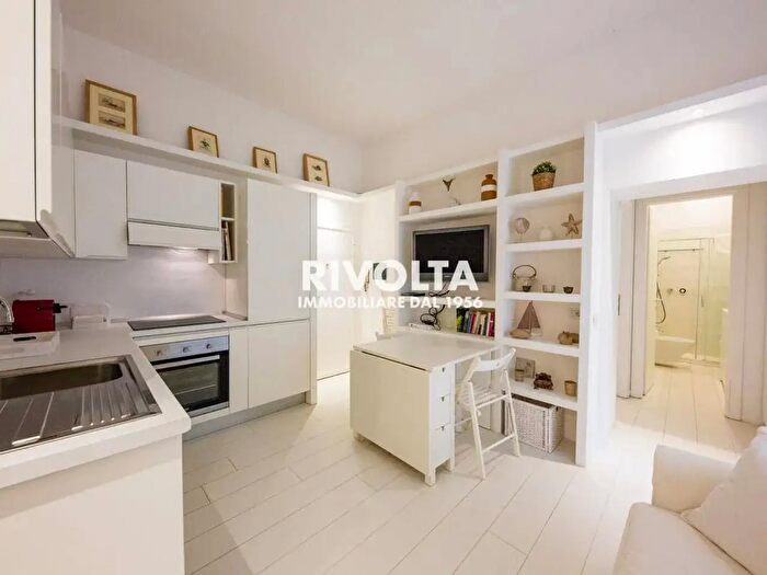 Appartamento trilocale in vendita in Via Caravaggio, Monte Argentario