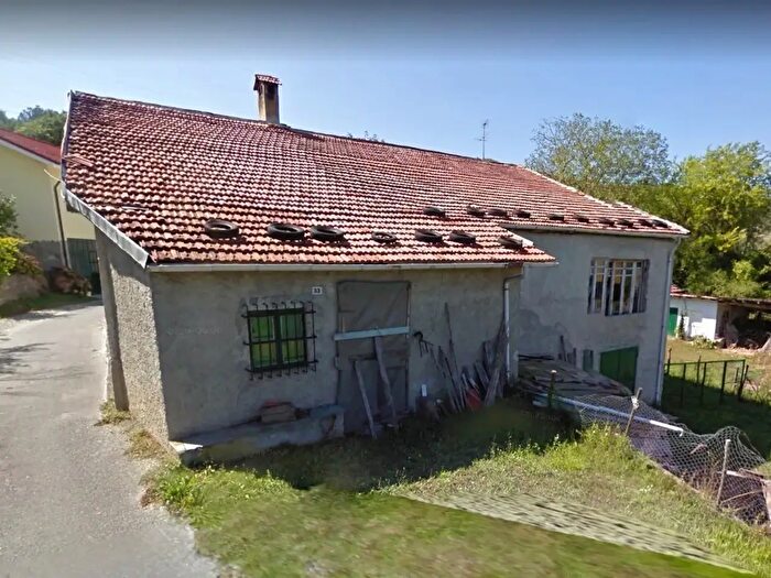 Casa quadrilocale in vendita in Mioglia