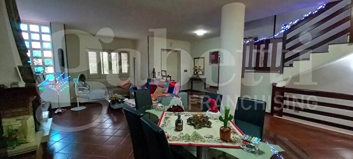 Casa con 7 locali in vendita in Via Traversa Umberto I, Scisciano