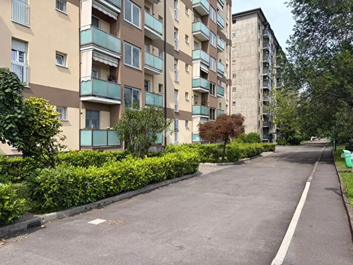 Appartamento bilocale in vendita in Via Cechov Antonio, Milano