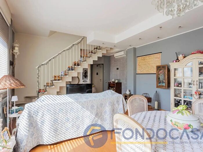 Case in Vendita e in Affitto - 3