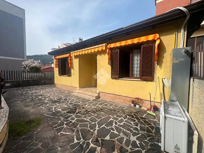 Casa con 6 locali in vendita in Via Monte Velino, Avezzano