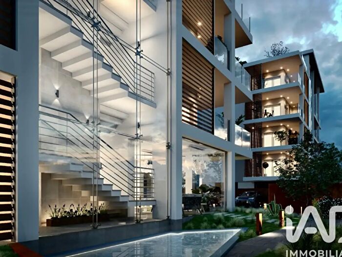 Appartamento con 5 locali in vendita in Via Aretina Angolo Via Ripa, Firenze