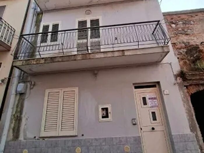 Casa con 5 locali in vendita in Via Talluso, Meri