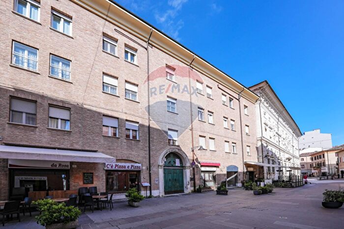 Appartamento quadrilocale in vendita in Ferrara