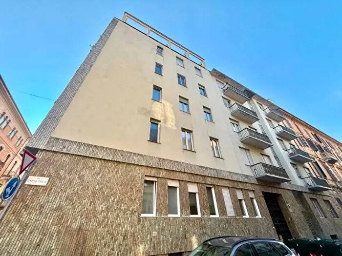 Appartamento trilocale in vendita in Via Santa Giulia, Torino