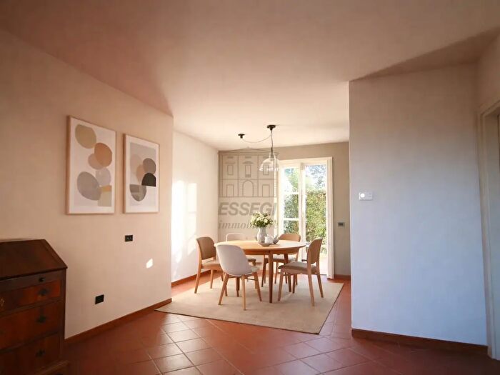 Appartamento con 5 locali in vendita in Via dei Dorini, Lucca