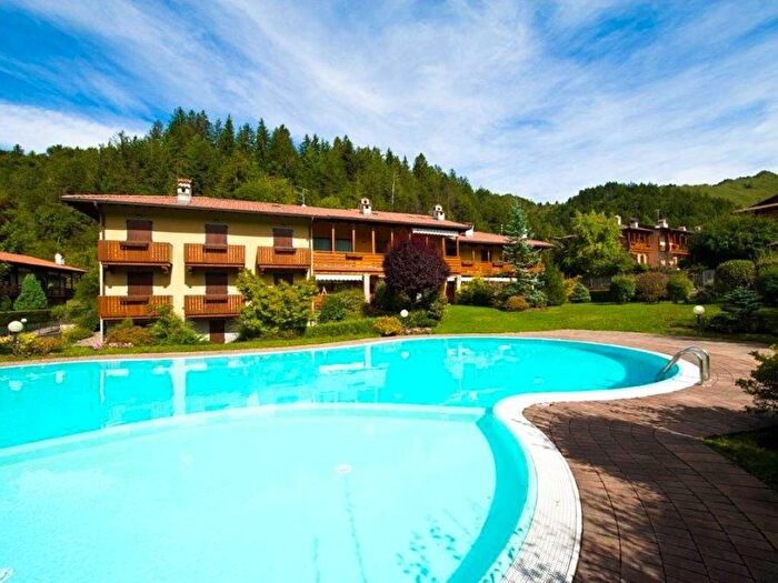 Appartamento bilocale in affitto in Via Caadura, Centro, Onore