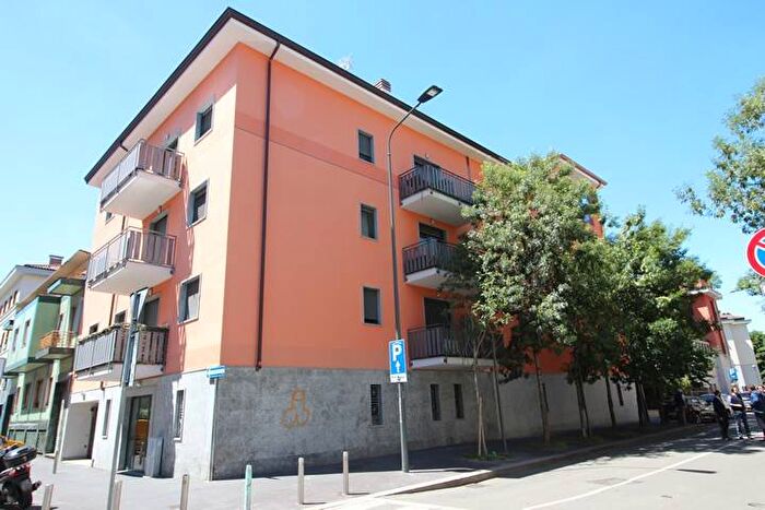 Appartamento bilocale in affitto in Via Emilio Gola, Navigli Darsena, Milano
