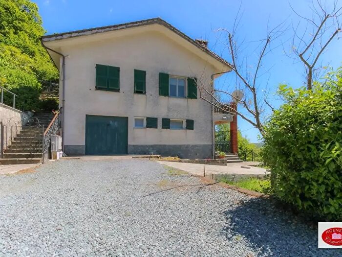 Casa trilocale in vendita in Loc Rovieto Superiore, Stella