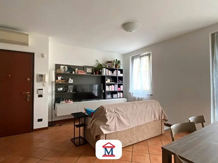 Appartamento trilocale in affitto in Via Pietro Ruggeri da Stabello, Bergamo