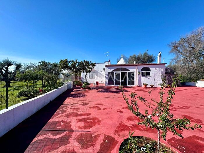 Appartamento trilocale in vendita in Strada Statale SNC, Ostuni