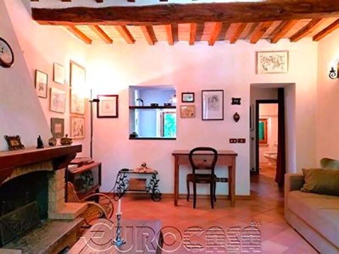 Appartamento trilocale in vendita in Umbertide