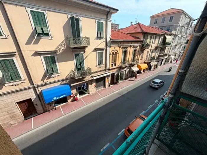 Appartamento bilocale in vendita in Via Paolo Boselli, Taggia