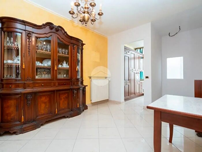 Appartamento trilocale in affitto in Via Assisi, Rivoli