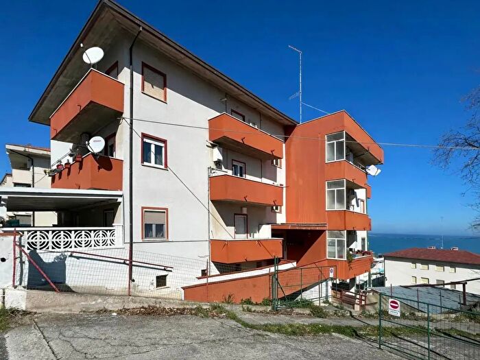 Appartamento con 6 locali in vendita in Ss, Fossacesia