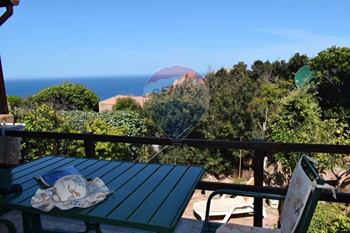 Appartamento trilocale in vendita in Trinità dAgultu e Vignola