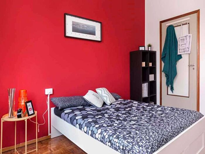 Appartamento con 5 locali in affitto in Via Ginestre, Centro, Cesano Boscone