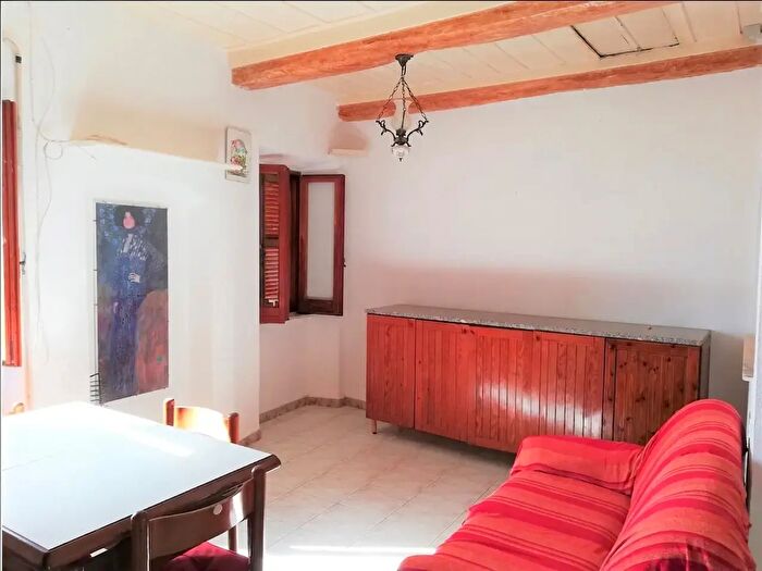Appartamento trilocale in vendita in Via Giuseppe Garibaldi, Segni