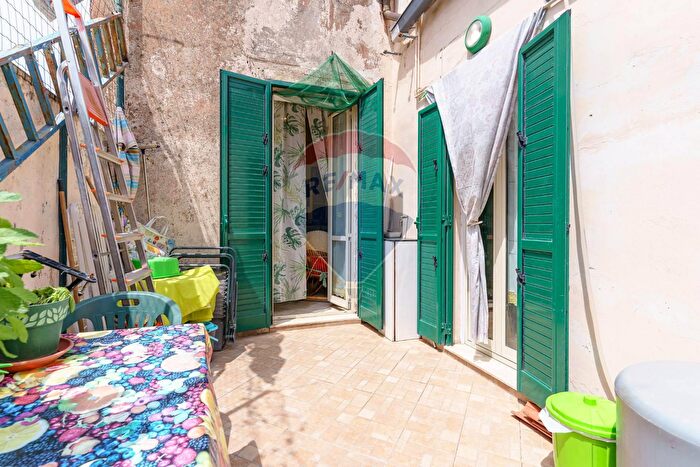 Casa bilocale in vendita in Via Stazzone, Catania